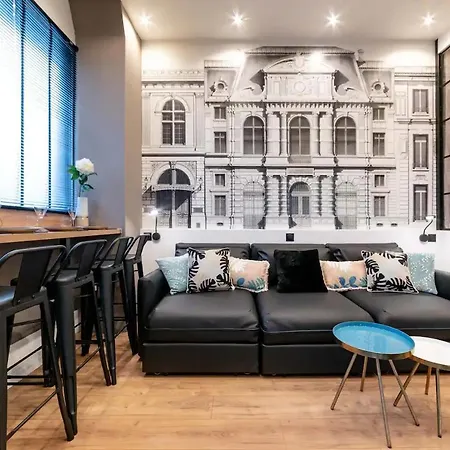 Apartamento 3 Bedroom Air Conditioned Apartment